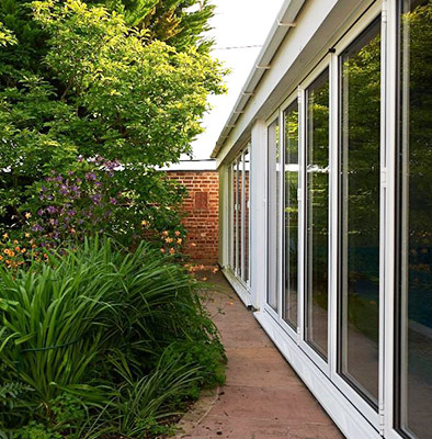 aluminium-bi-fold-doors-03